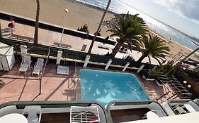 Olympia Club Apartments